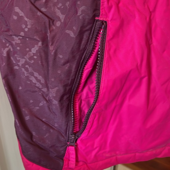 Columbia Winter/Ski Jacket - Waterproof - Picture 5 of 10
